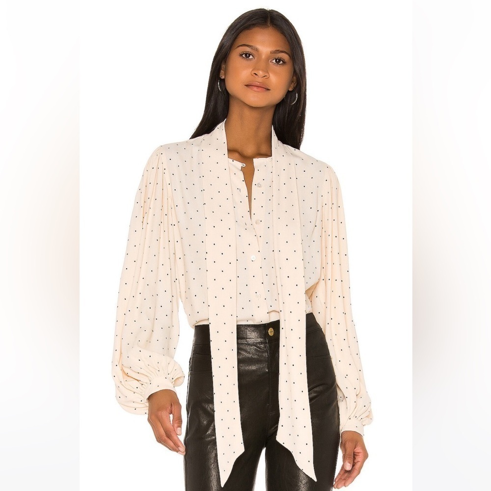 NWT $325 retail Equipment Cleone Blouse in Sand Dollar & True Black small